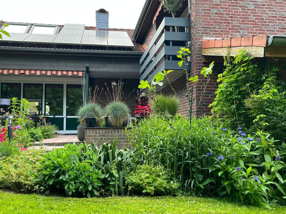 Aussergewoehnliches Haus Mit Sauna, Kamin Und Garten Вильгельмсхафен Экстерьер фото
